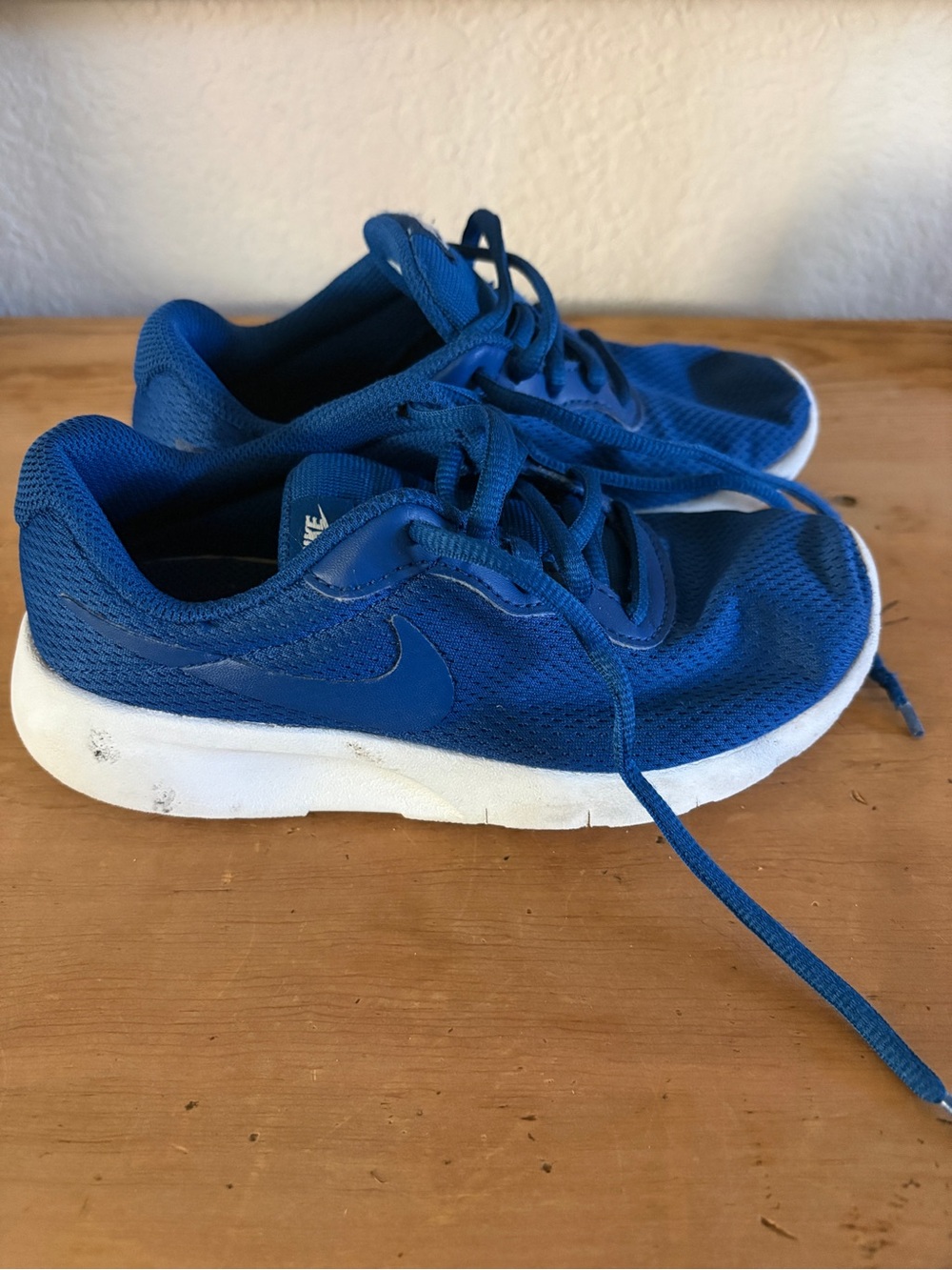Nike Boys Blue Mesh Lace-Up Sneakers with White Sole
